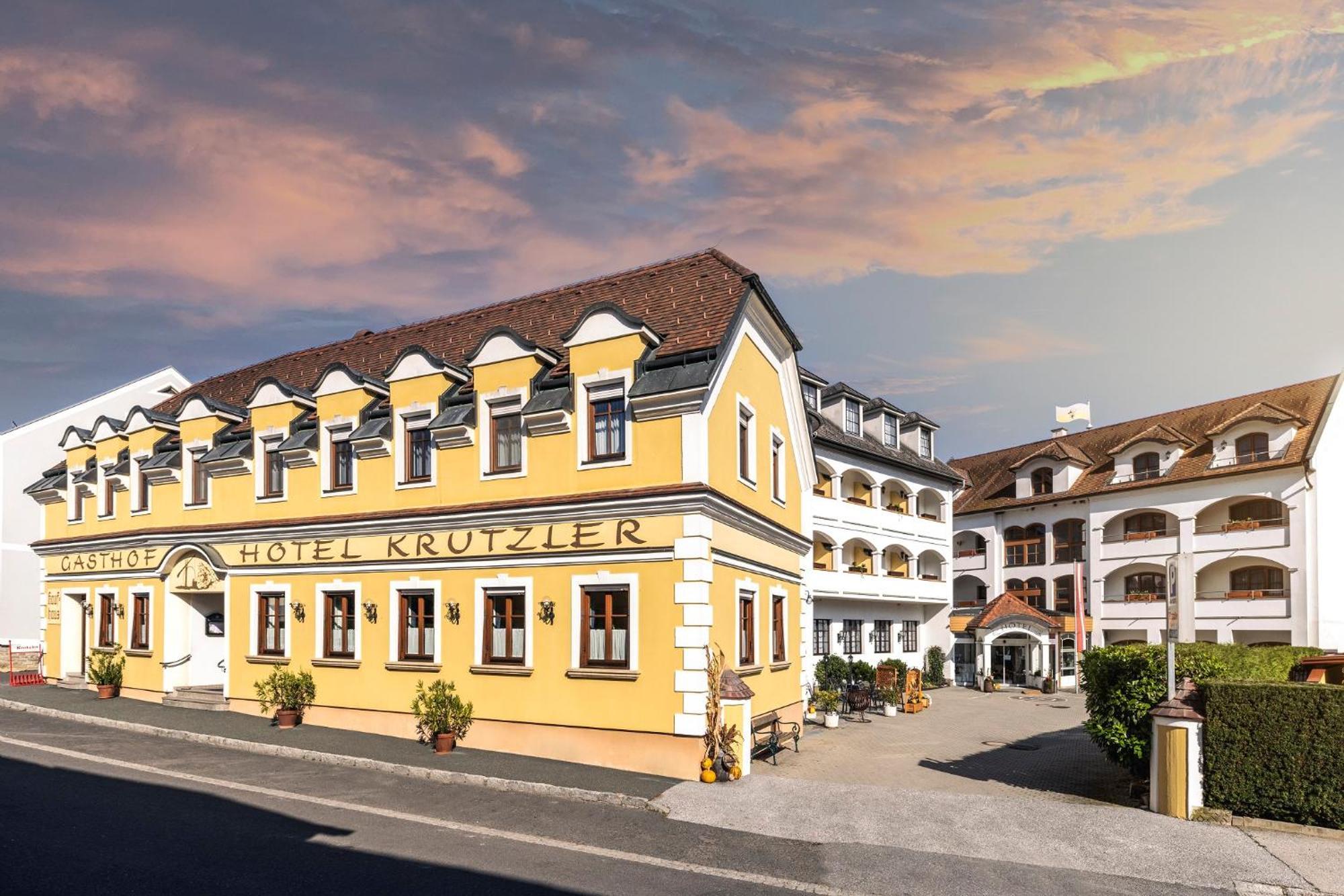 Genussgasthof & Hotel Beim Krutzler Heiligenbrunn Extérieur photo