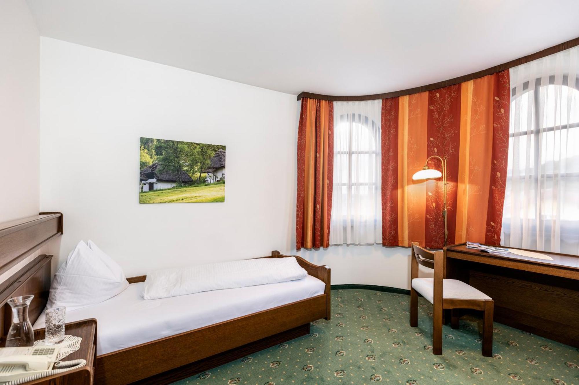 Genussgasthof & Hotel Beim Krutzler Heiligenbrunn Extérieur photo